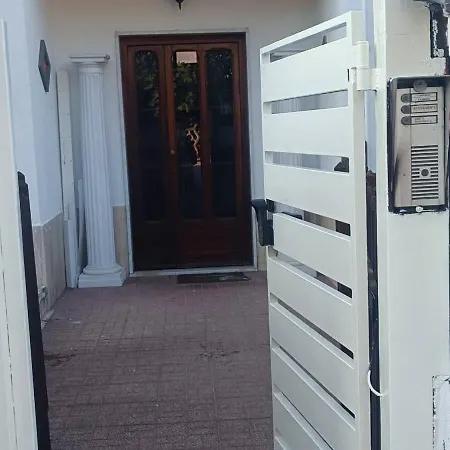 With Private Bathroom * 阿其利亚