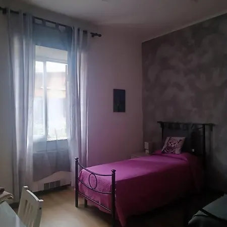 بيت ضيافة Holiday Green House Rome أسيليا